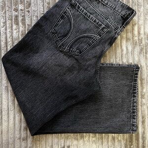 NWOT Hollister Women’s  Black Straight Jeans